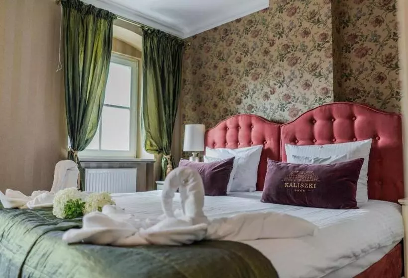 בית מלון כפרי Dwór Kaliszki