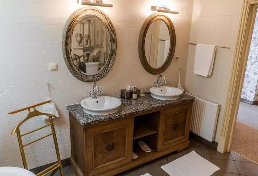 בית מלון כפרי Dwór Kaliszki