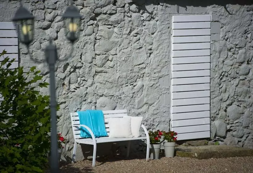 בית מלון כפרי Dwór Kaliszki