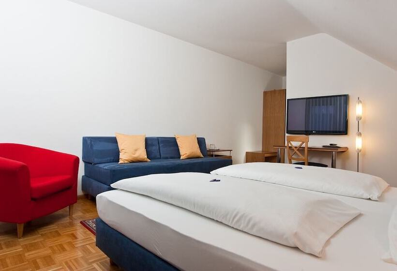 فندق Garni Schacherer