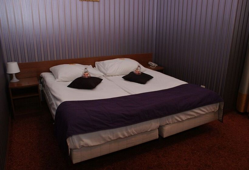 בית מלון כפרי Grot