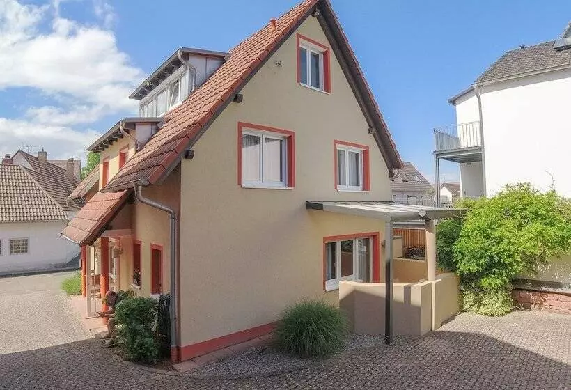 호텔 & Gästehaus Im Ziegelweg Klimatisiert Eintrittskarten Für Den Europa Park Erhalten Sie Garanti