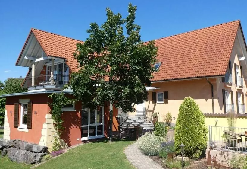 호텔 & Gästehaus Im Ziegelweg Klimatisiert Eintrittskarten Für Den Europa Park Erhalten Sie Garanti