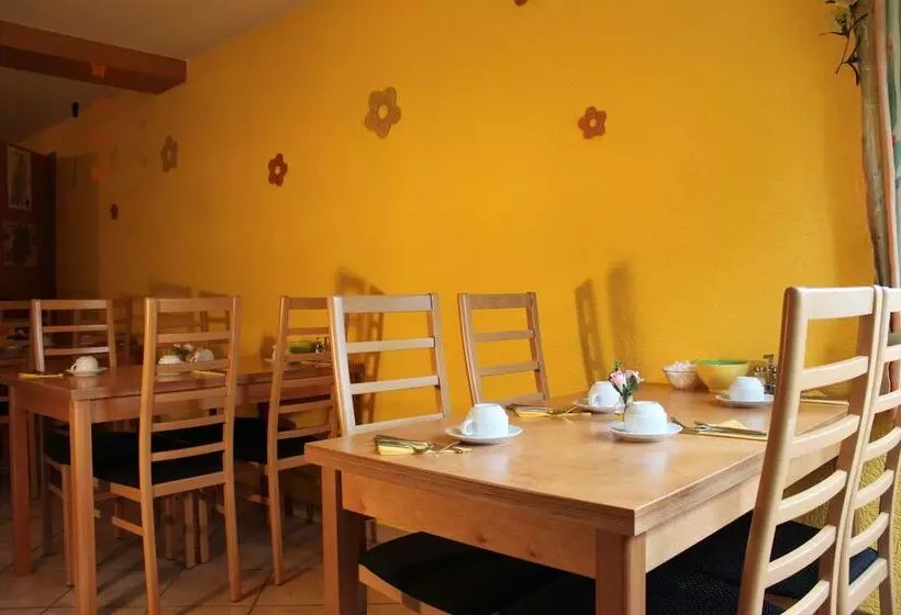 호텔 & Gästehaus Im Ziegelweg Klimatisiert Eintrittskarten Für Den Europa Park Erhalten Sie Garanti