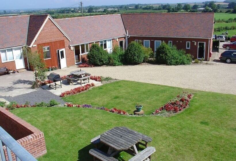 酒店 Halfway House Inn Country Lodge