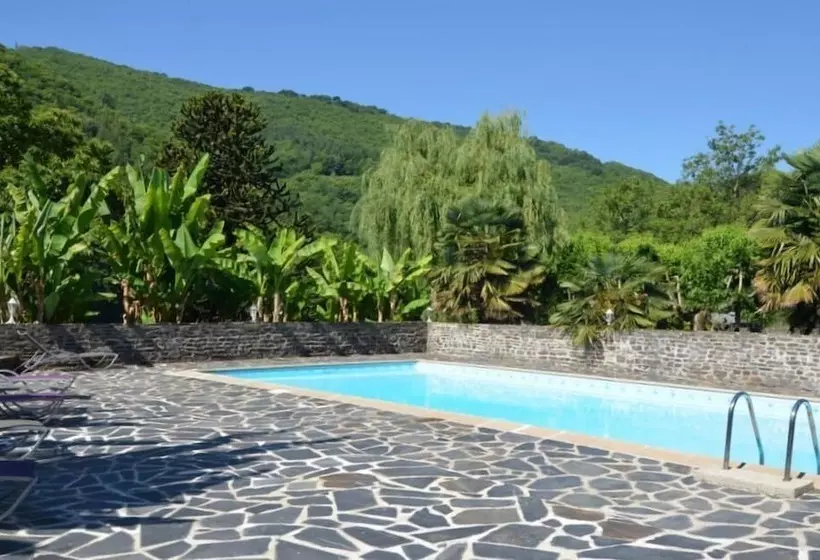 Отель Hôtel De La Terrasse