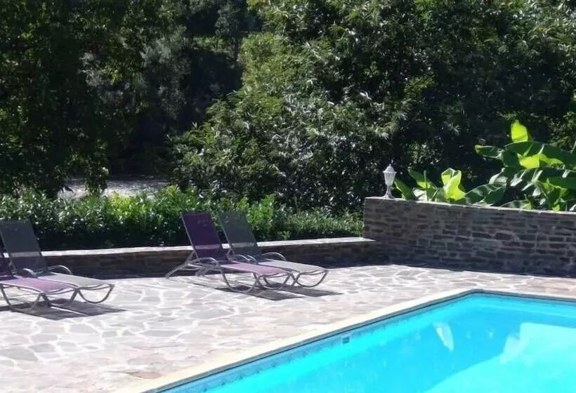 Отель Hôtel De La Terrasse