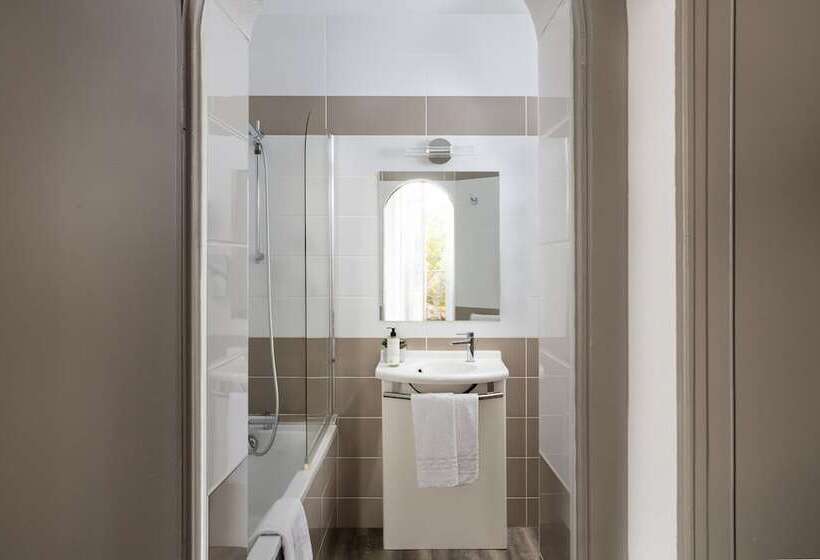 هتل Hôtel Suzane