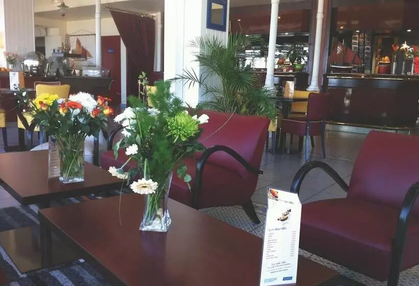 هتل Hôtel Miléade De La Plage Binic