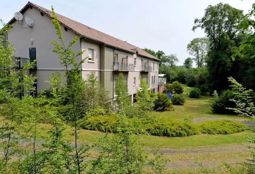 Отель Logis Hôtel Restaurant Le Tulipier