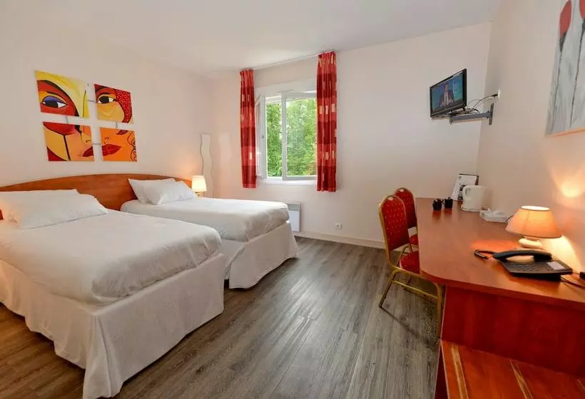 Отель Logis Hôtel Restaurant Le Tulipier