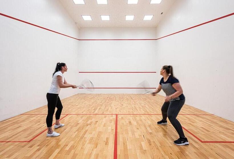 בית מלון כפרי La Contessa Castle