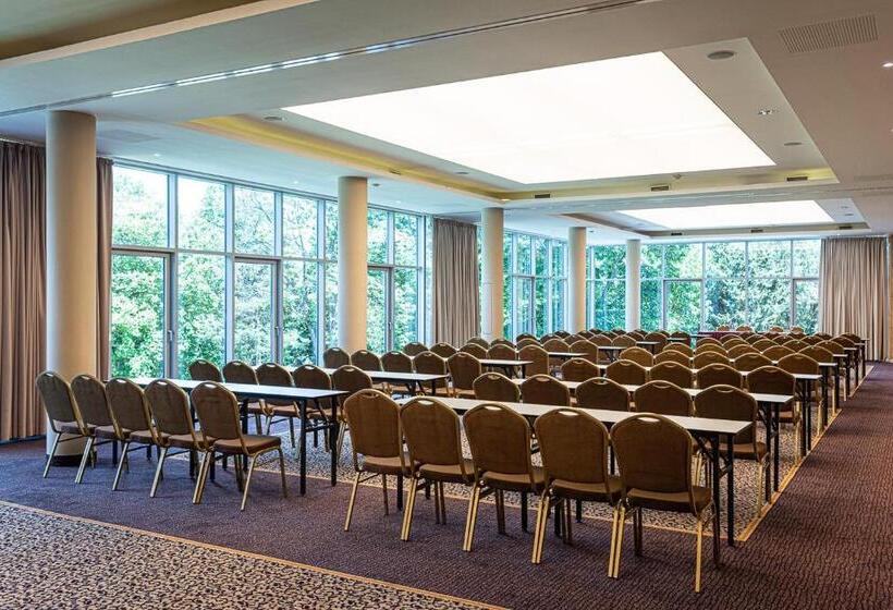 בית מלון כפרי La Contessa Castle