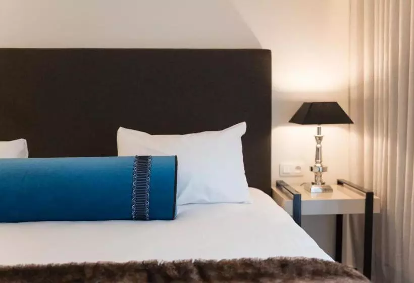 Отель Le Chateau Des Thermes