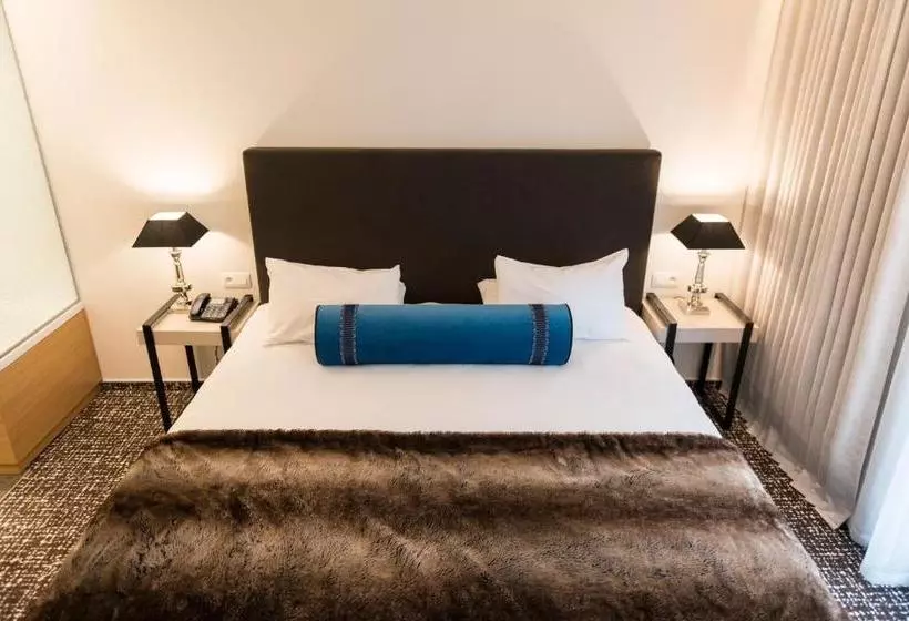 Отель Le Chateau Des Thermes