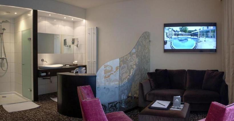 هتل Le Chateau Des Thermes