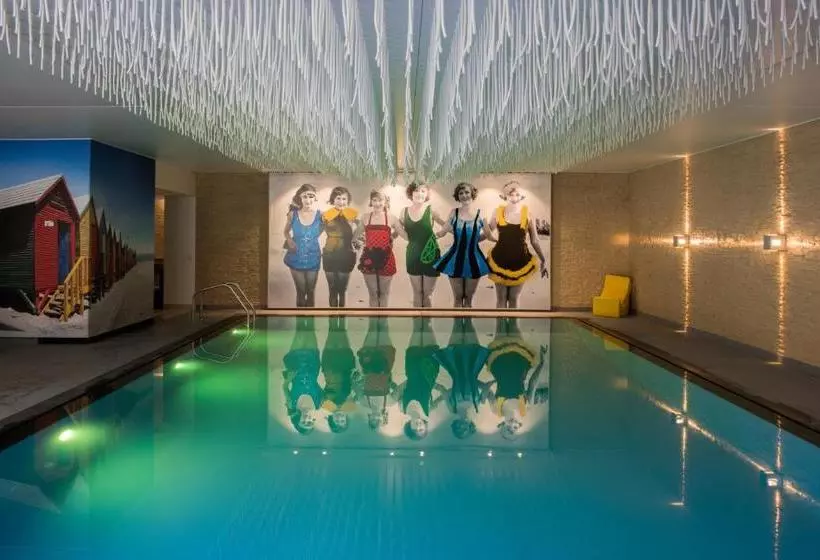 Отель Le Chateau Des Thermes