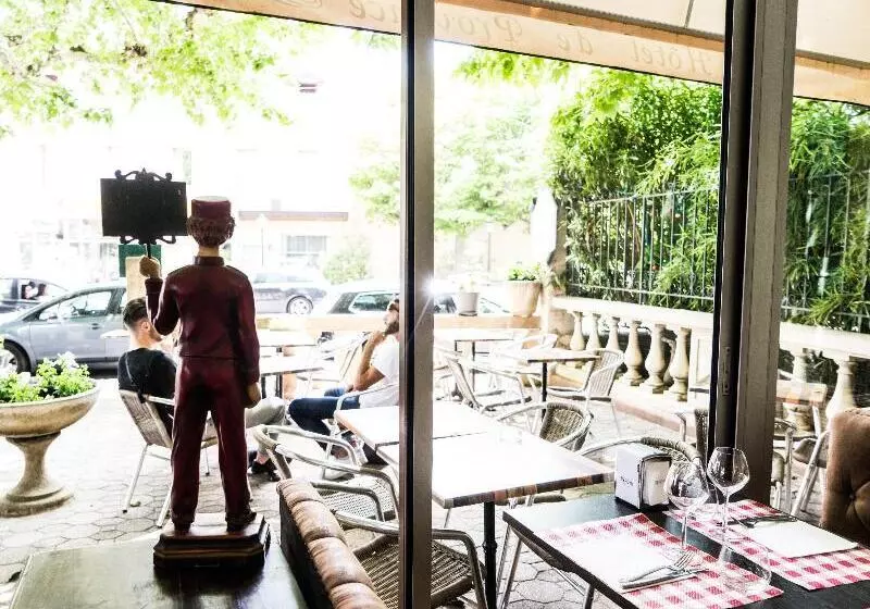 בית מלון כפרי Logis Hôtel Restaurant De Provence