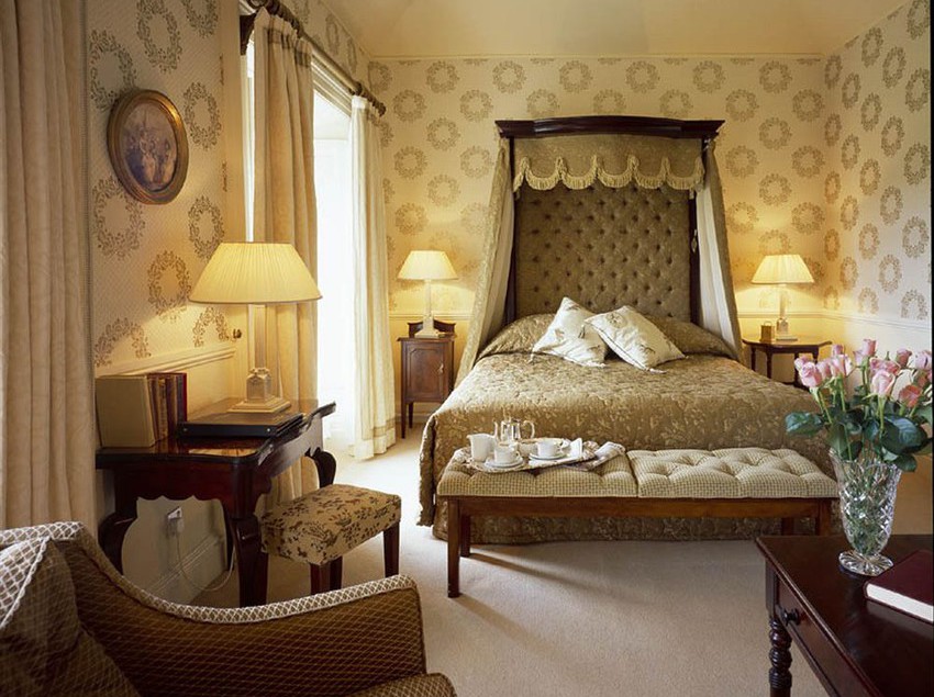 Отель Longueville House