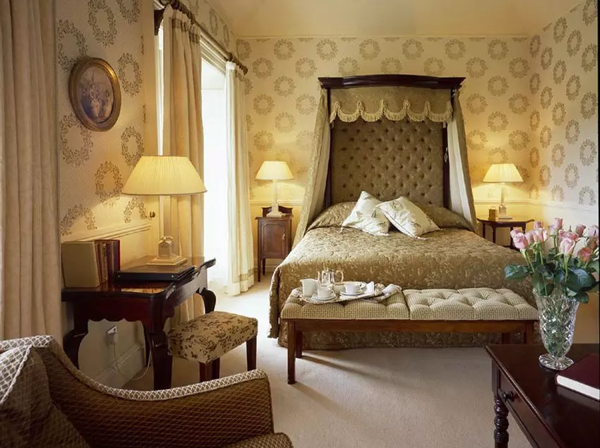 Отель Longueville House