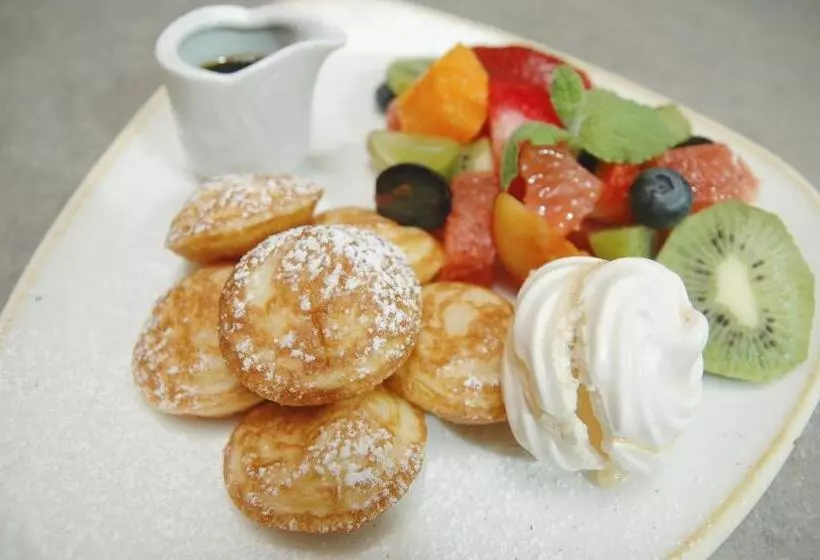 هتل Patio Old Town