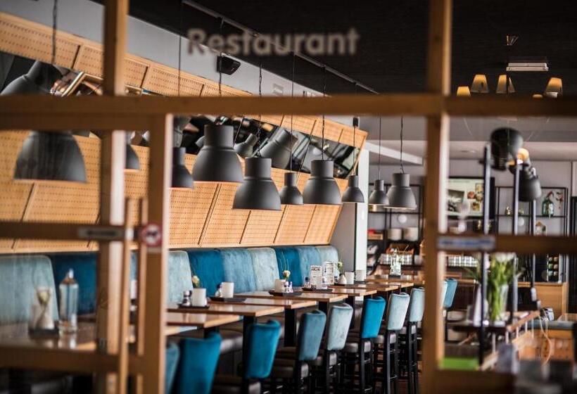 فندق Restaurant Zalen Hoogeerd