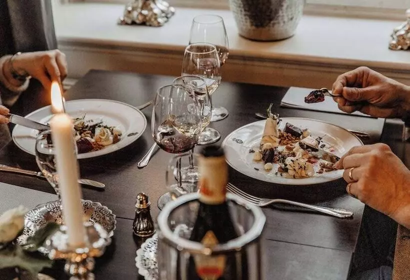 בית מלון כפרי Slottsvillan