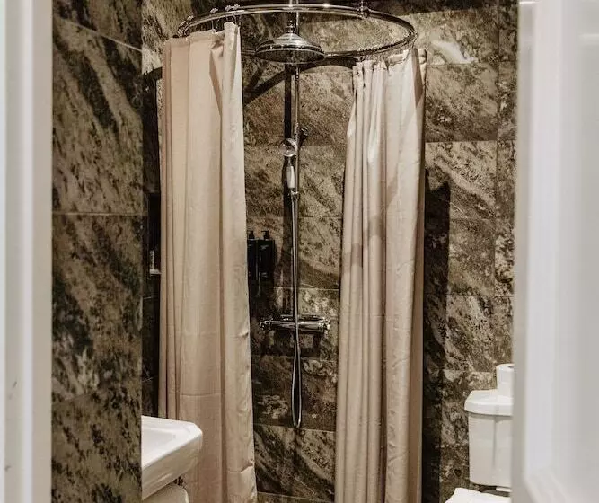 בית מלון כפרי Slottsvillan