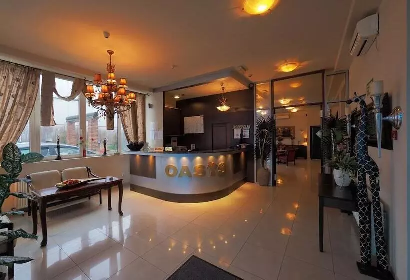 هتل Oasis Beograd