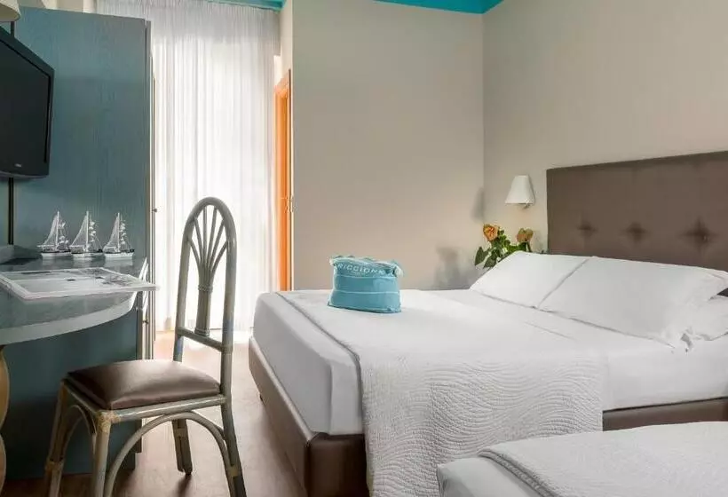 בית מלון כפרי Adlon   Fronte Mare