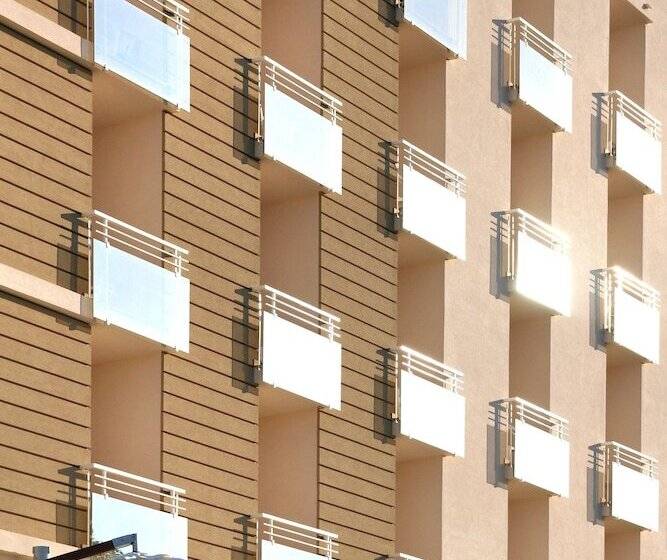 בית מלון כפרי Adlon Fronte Mare