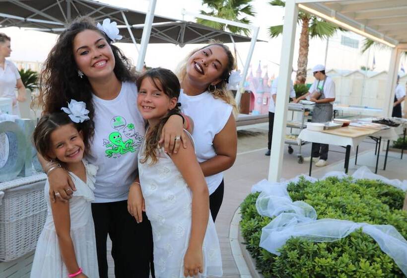 בית מלון כפרי Adlon Fronte Mare