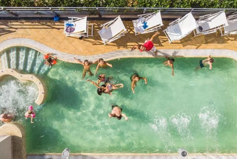 בית מלון כפרי Adlon   Fronte Mare