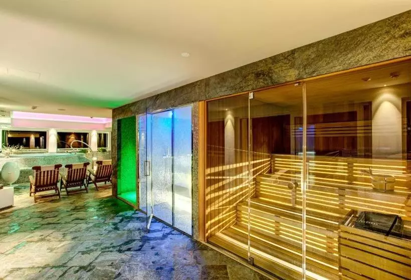 בית מלון כפרי Adlon   Fronte Mare