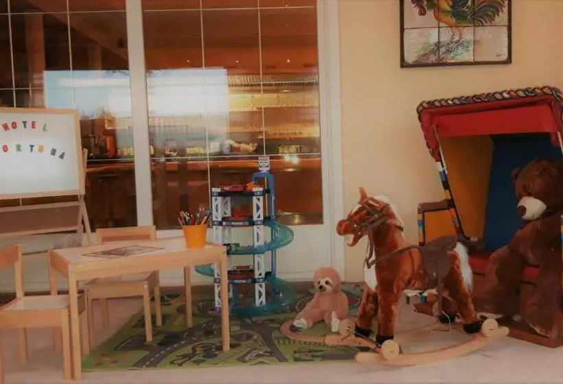 Airport Hotel Fortuna