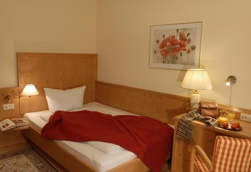 Airport Hotel Fortuna