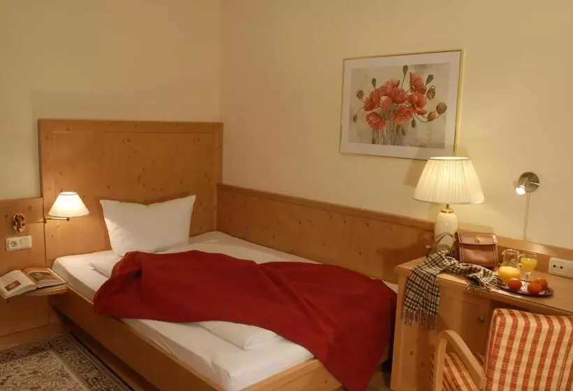 Airport Hotel Fortuna