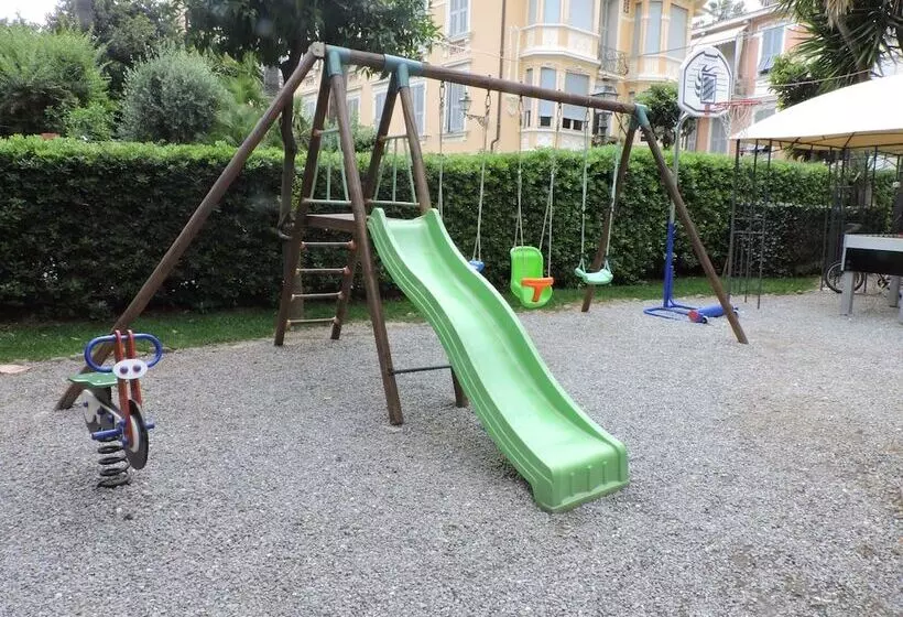 בית מלון כפרי Alexander & Spa