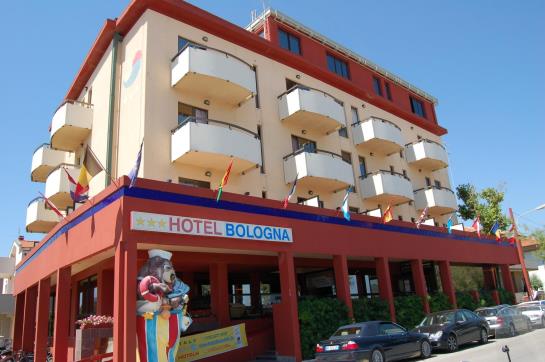 ホテル Bologna