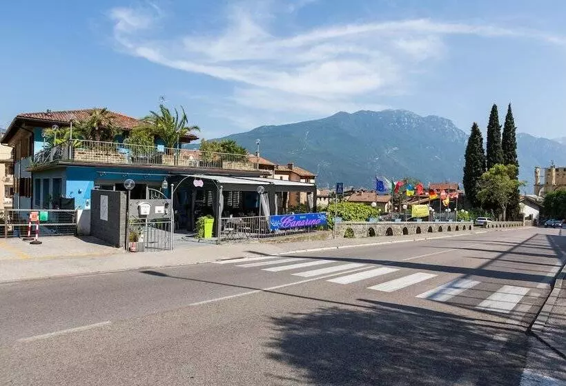 בית מלון כפרי Canarino