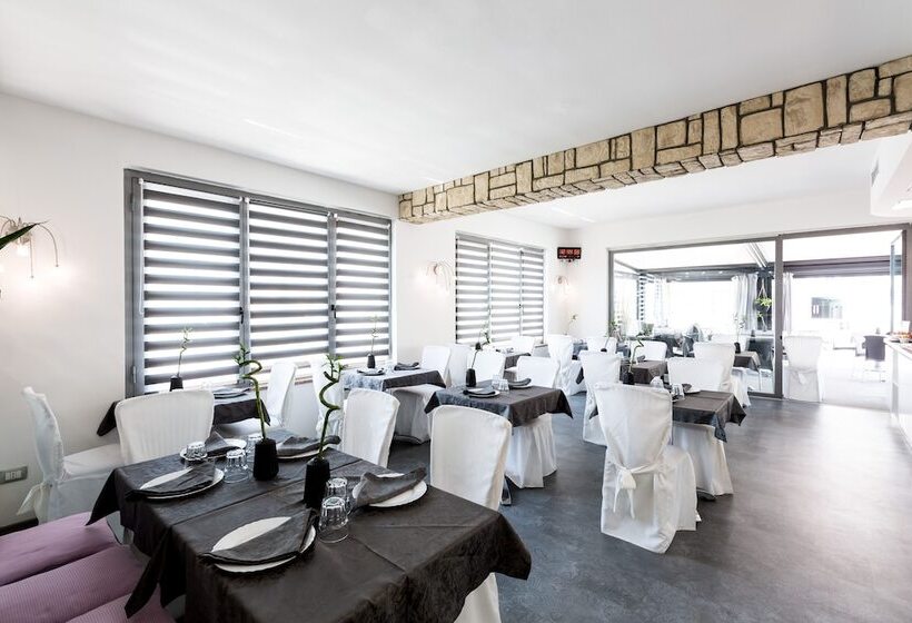 בית מלון כפרי Canarino