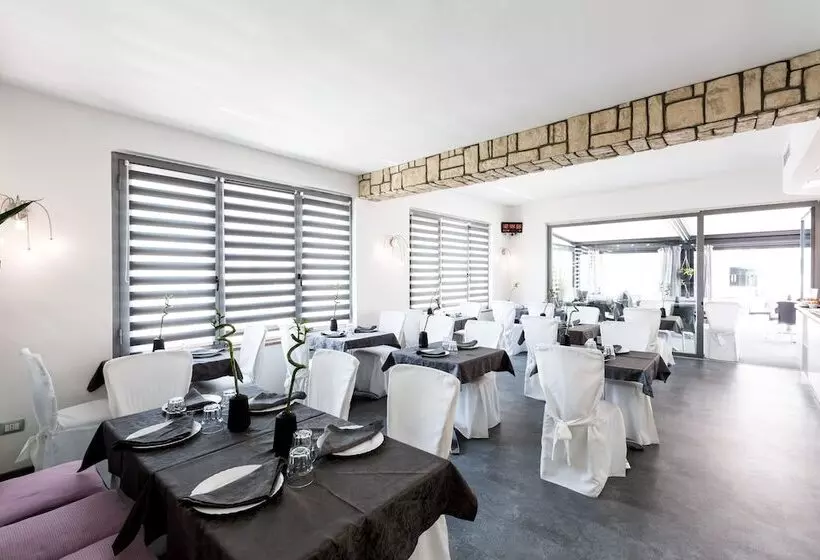 בית מלון כפרי Canarino