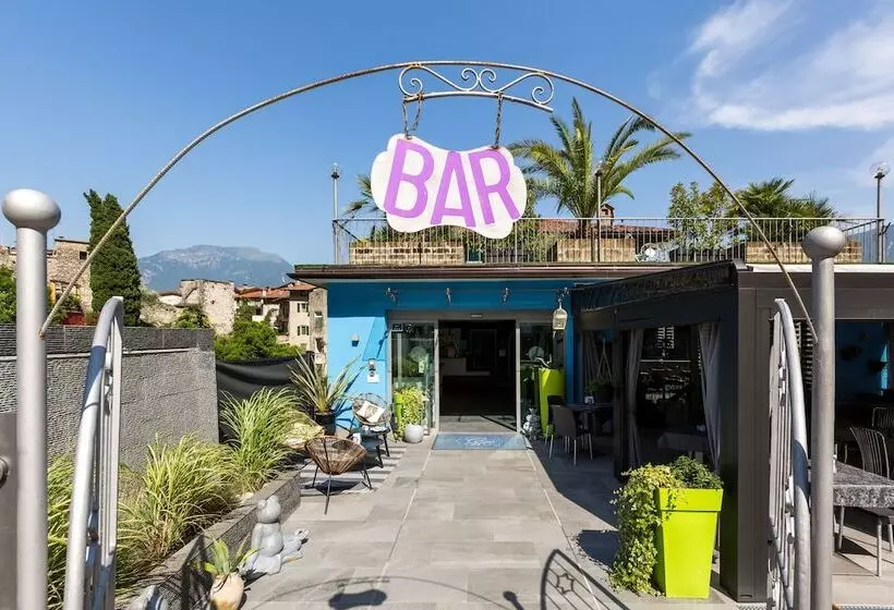 בית מלון כפרי Canarino