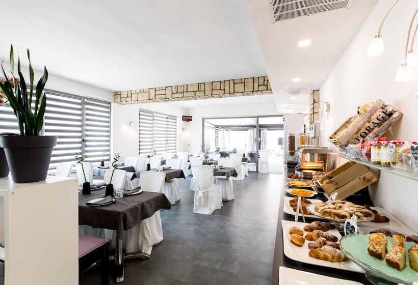 בית מלון כפרי Canarino