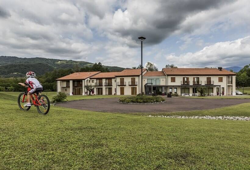 בית מלון כפרי Canova Sport & Relax