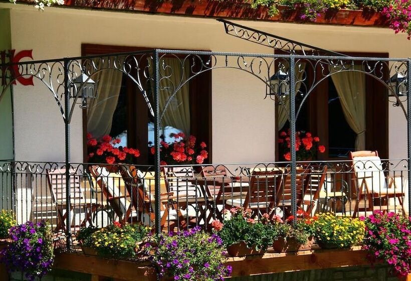 בית מלון כפרי Castor