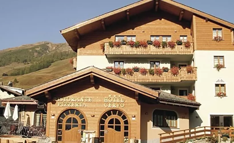 هتل Cervo