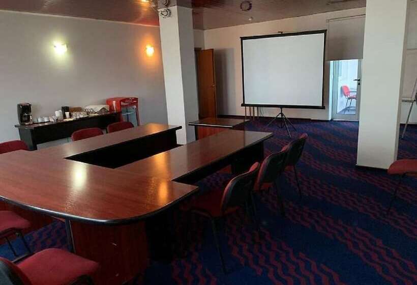 Excelsior By Timhotels