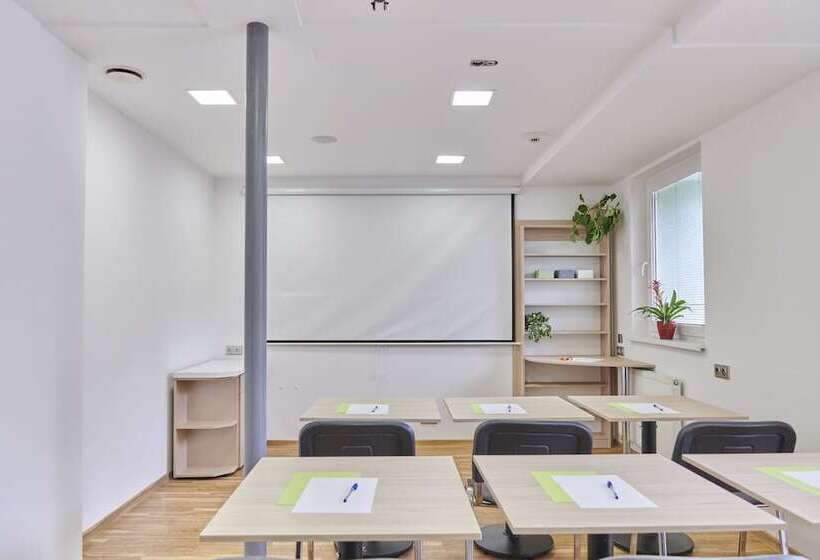 ホテル Komorni Hurka