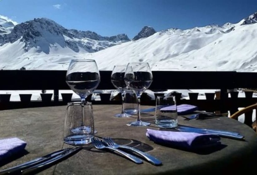 هتل Les Campanules By Les Etincelles